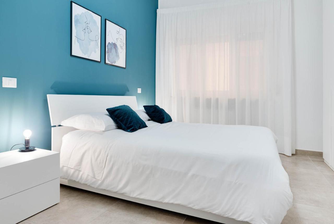 Storia & Mare - Free Parking - Castello Carlo V Apartman Crotone Kültér fotó
