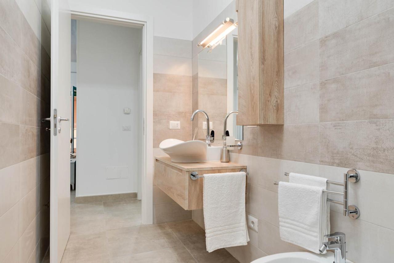 Storia & Mare - Free Parking - Castello Carlo V Apartman Crotone Kültér fotó